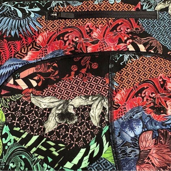 Lululemon Speed Up Tight *Full-On Luxtreme 28" Zen Clash Multi Sz 4 RARE - Picture 6 of 8